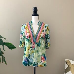 Floral Multicolor Women's Short Sleeve Shirt size XS embroidered EUC B62